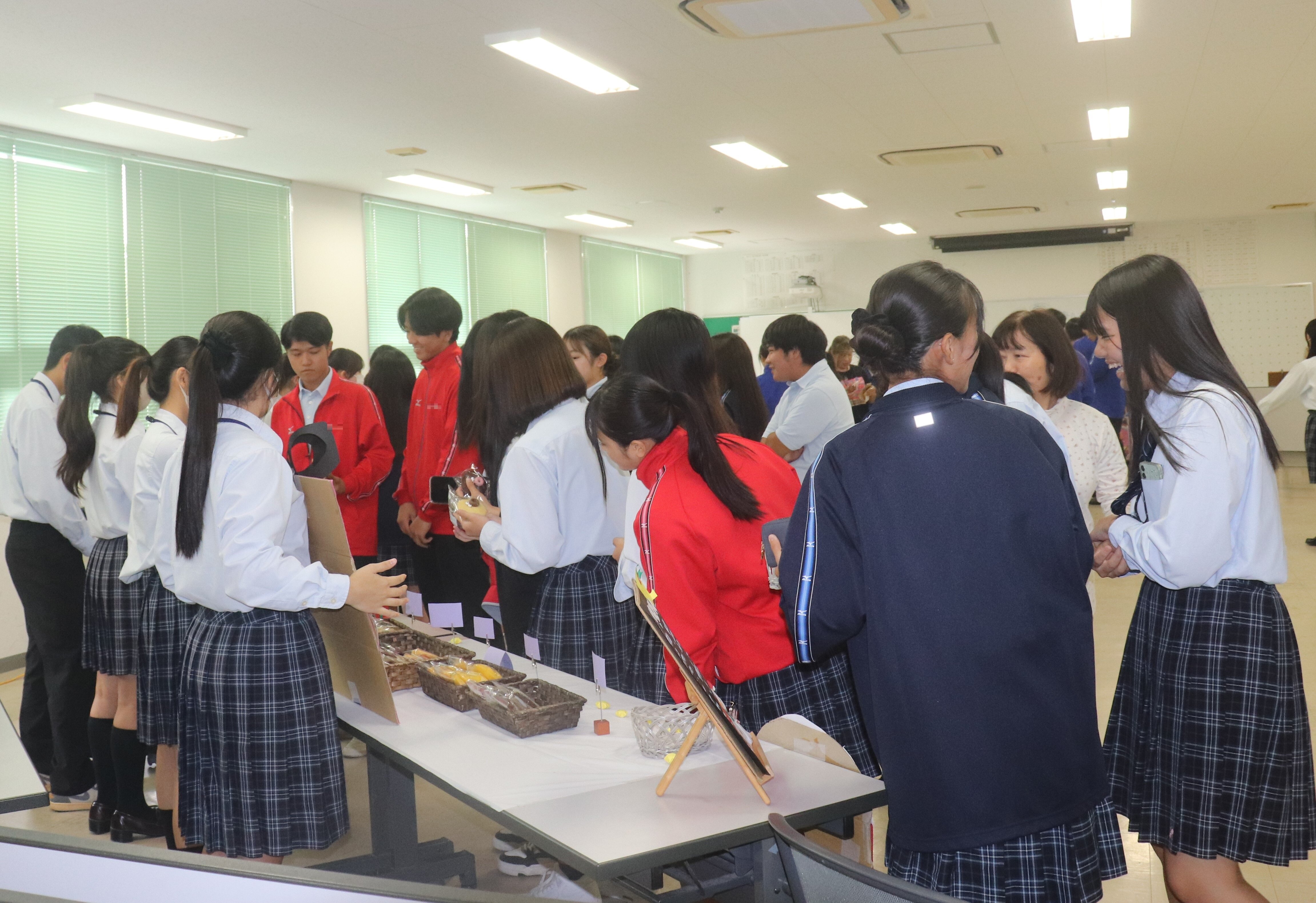 1_hanbaijishuu-1.jpg